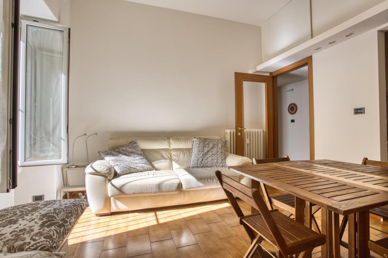 Joivy Adorable 1 Bed Flat Near Centre Apartment Milano Exterior foto