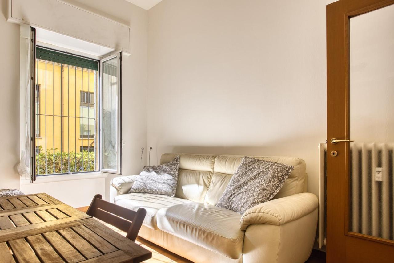 Joivy Adorable 1 Bed Flat Near Centre Apartment Milano Exterior foto